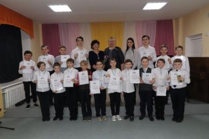 Участники и преподаватели школьного конкурса баянистов и аккордеонистов
"Турнир виртуозов"